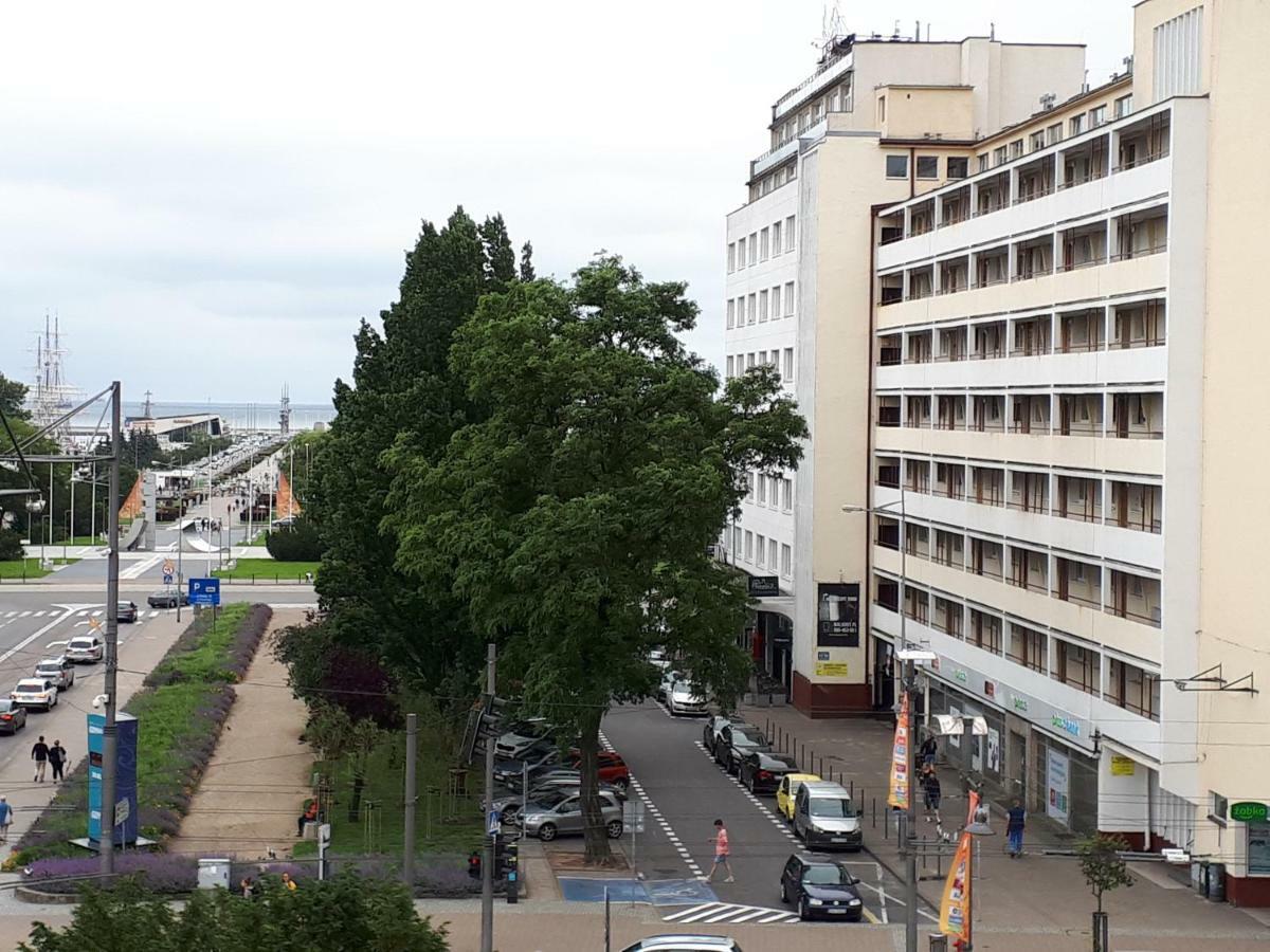Apartament Downtown Apartment Gdynia Exterior photo